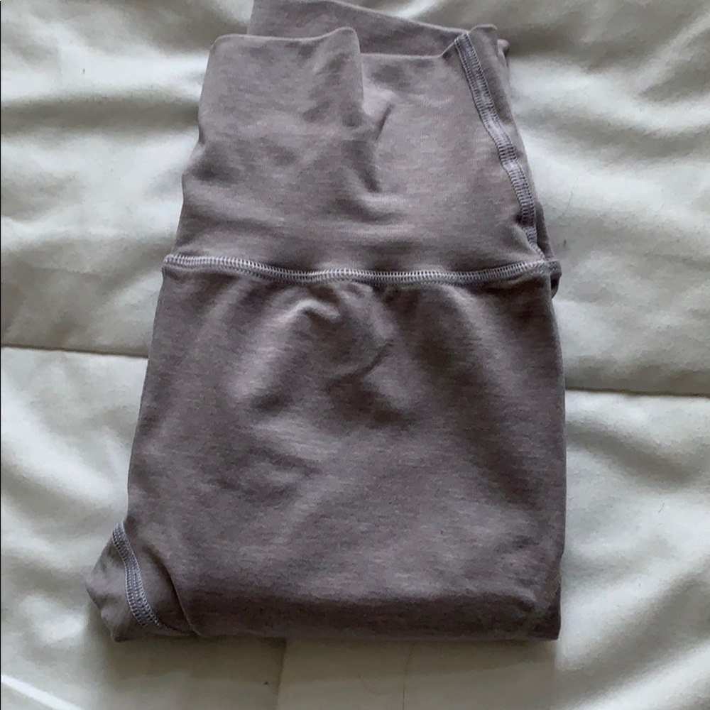 Alphalete Lilac Revival Legging